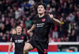 Sao Việt kiều rực sáng giúp Leverkusen thắng đậm Heidenheim